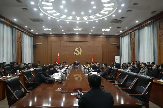 孟德昌主持召開平城區委常委會會議